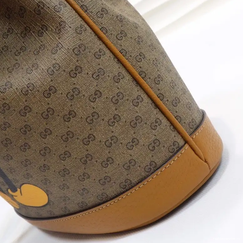 Fashionrepsfam ru Bags 20DJ570055 Gucci 0704